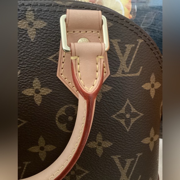 AUTHENTIC LOUIS VUITTON ALMA BB Monogram EUC - Picture 10 of 16